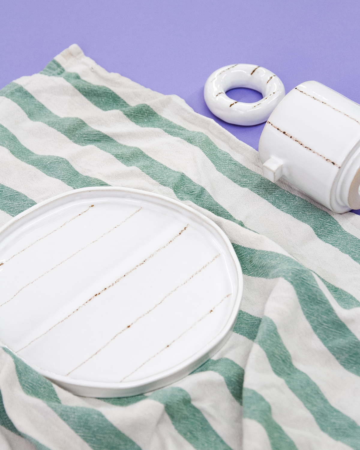 Studio_Gut_Menage_A_Trois_3